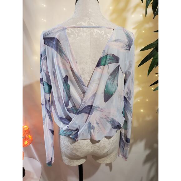 Fabletics Treva Long-Sleeve Mesh Surplice Draped Feather Top Women's Size XS - Picture 4 of 10